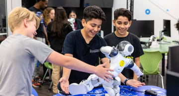 Robotics trong giáo dục STEM là gì? Vì sao ba mẹ không nên bỏ qua?