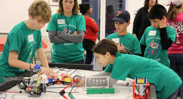 Cho con thi STEM Robotics có nên không? 4 lợi ích vượt trội